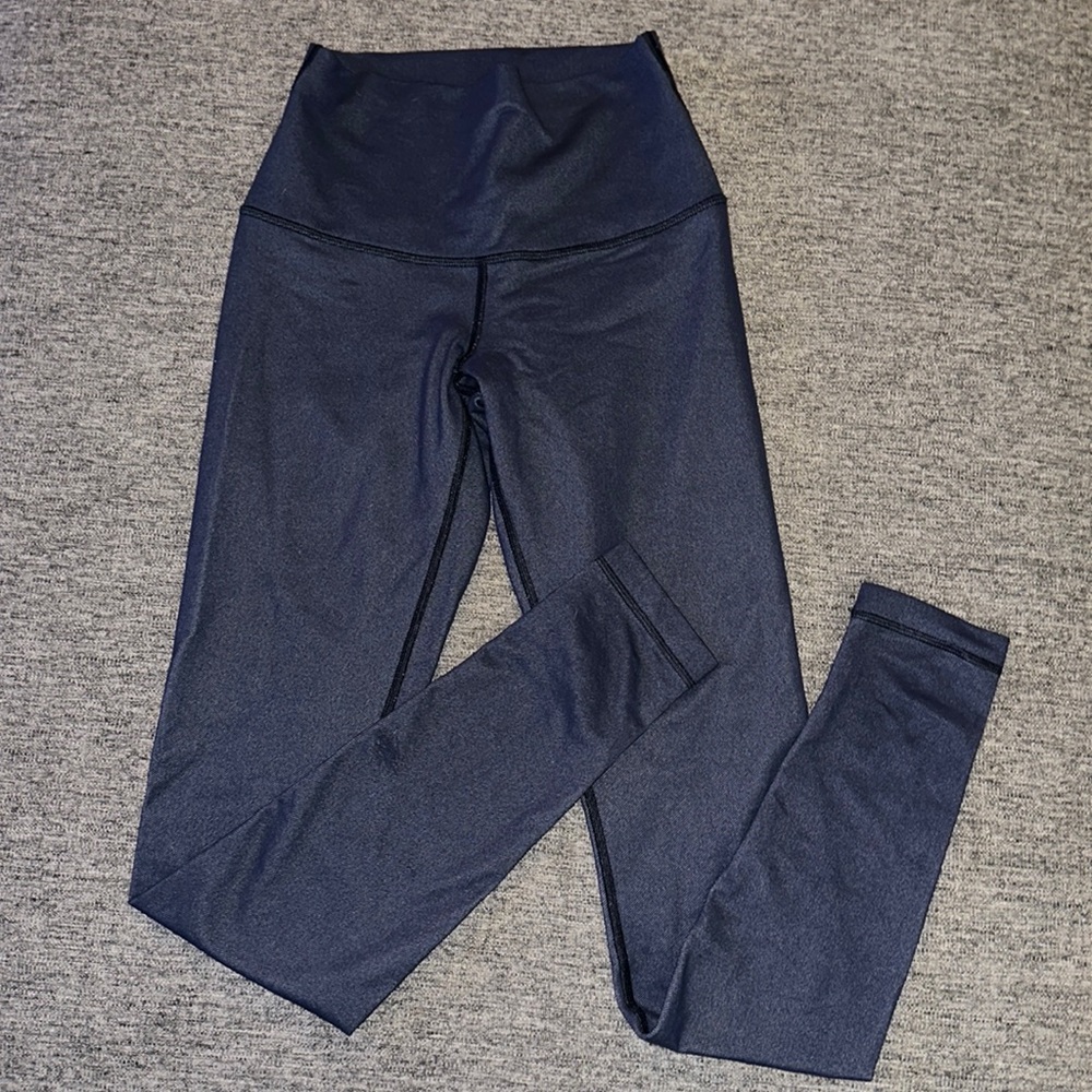 Lululemon wunder under